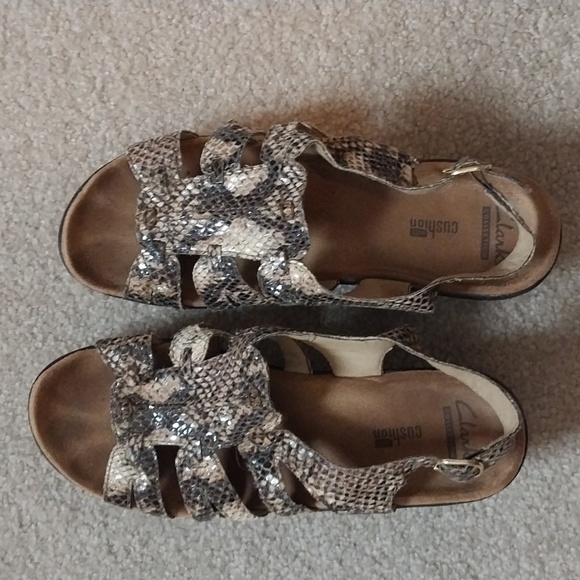 Snake print sandals - Picture 2 of 4